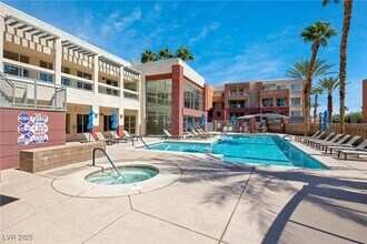 63 E Agate Ave in Las Vegas, NV - Building Photo - Building Photo