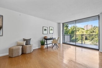 80 Park St in Brookline, MA - Building Photo - Building Photo