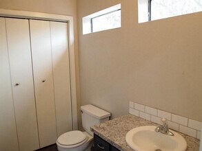 980 N Lewis Ave in Fayetteville, AR - Building Photo - Building Photo
