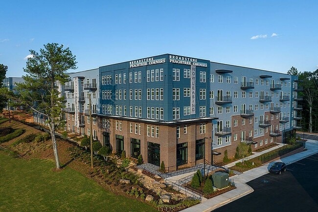 Broadstone Peachtree Corners in Peachtree Corners, GA - Building Photo - Building Photo