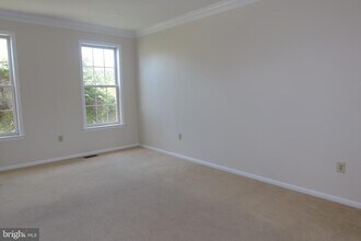 1631 W Thistle Dr in Wyomissing, PA - Building Photo - Building Photo