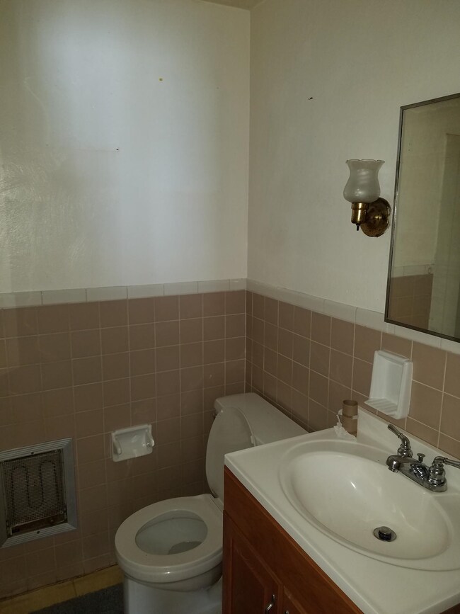 6 Unit in Derry PA in Derry, PA - Building Photo - Building Photo
