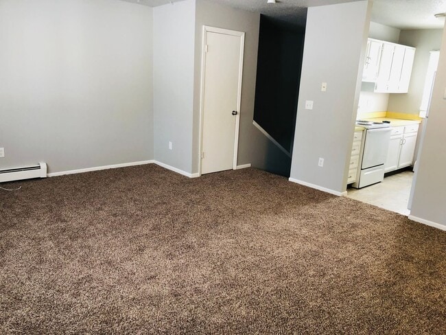 1400 13th St NW in Minot, ND - Building Photo - Building Photo