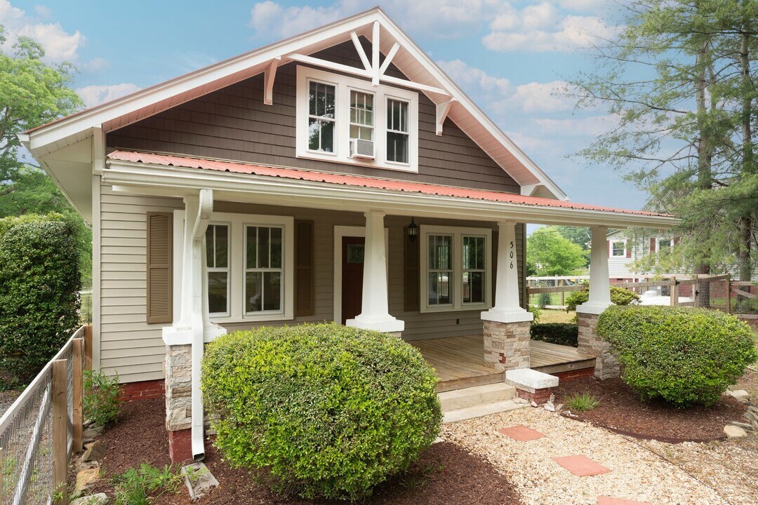 506 Bonlee Rd in Siler City, NC - Building Photo