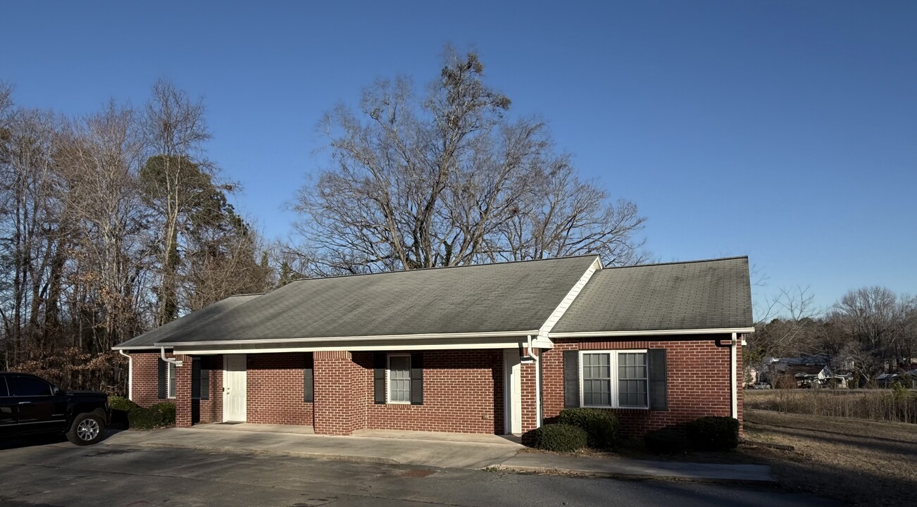 315 E Bailey St in Asheboro, NC - Foto de edificio