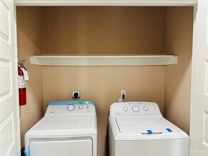 2900 W Kenwood St in Edinburg, TX - Building Photo - Building Photo