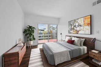 Hollywood Ardmore in Los Angeles, CA - Building Photo - Building Photo