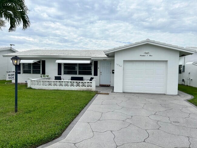 property at 1904 SW 13th Way