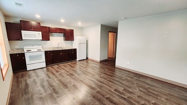 property at 131 S Franklin Ave