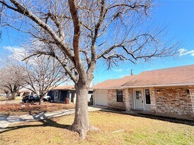 1213 Ridgemont St in Round Rock, TX - Building Photo
