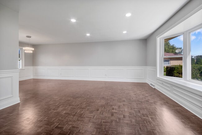 9212 McVicker Ave in Oak Lawn, IL - Building Photo - Building Photo