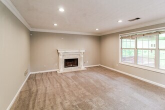 2074 Riverlanding Cir in Lawrenceville, GA - Building Photo - Building Photo