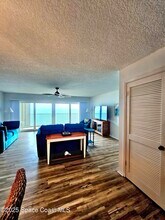 1095 Jimmy Buffett Mem Hwy in Indialantic, FL - Building Photo - Building Photo