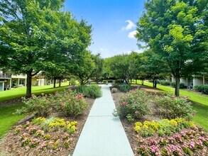 2147 Yancy Ln in Atlanta, GA - Building Photo - Building Photo