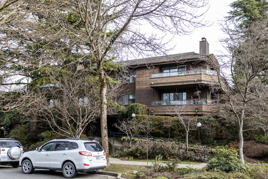 Garden Estates in Vancouver, BC - Building Photo