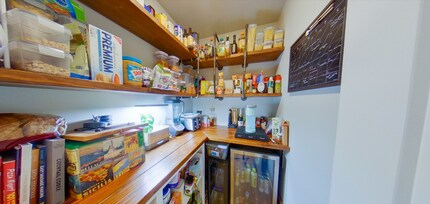 8882 Regina Ln in Manhattan, KS - Building Photo - Building Photo