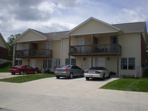 Gracie Place Apartments in Rolla, MO - Building Photo - Building Photo