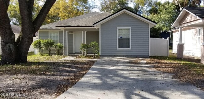 property at 837 Broxton St