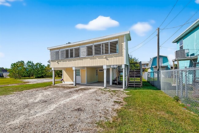 1012 12th St in San Leon, TX - Building Photo - Building Photo