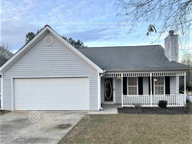 property at 10 McIntosh Estates Dr