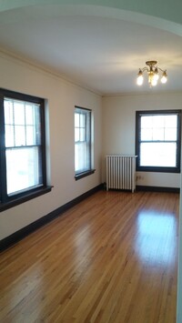 2120 Aldrich Ave S in Minneapolis, MN - Building Photo - Interior Photo