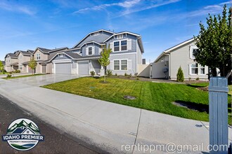 7642 E Lightfoot St in Nampa, ID - Building Photo - Building Photo