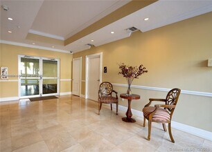 201 Golden Isles Dr, Unit 510 in Hallandale Beach, FL - Building Photo - Building Photo