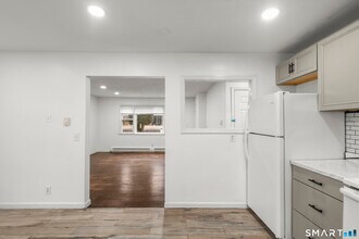 21 N Spring St in Ansonia, CT - Building Photo - Building Photo