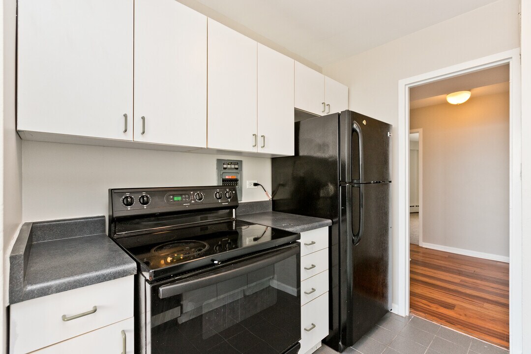 3410 N Lake Shore Dr in Chicago, IL - Building Photo