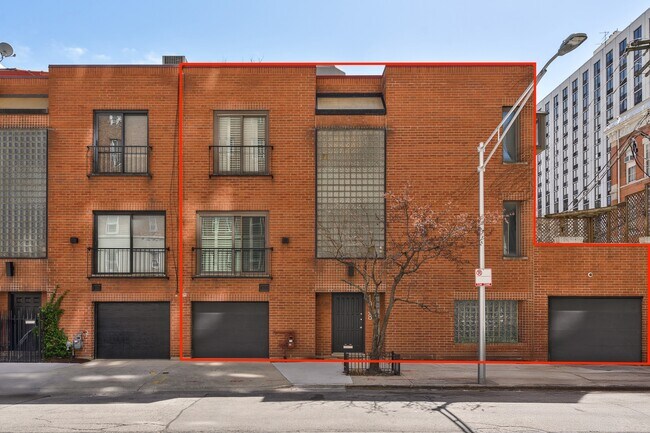 property at 1038 N La Salle Dr