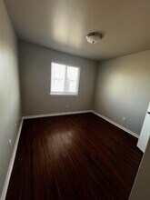1172 Webberville Rd-Unit -302 in Austin, TX - Foto de edificio - Building Photo