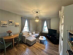 49 E Bowery St in Newport, RI - Building Photo - Building Photo