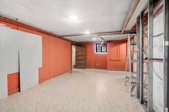 233 Bonad Rd, Unit 2 in Chestnut Hill, MA - Building Photo - Building Photo