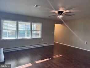 38 Sheffield Pl in Vincentown, NJ - Building Photo - Building Photo