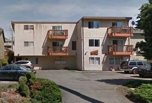 Del-View Apartments in Seattle, WA - Building Photo