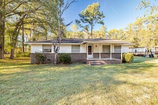 845 Ebenezer Rd in Rincon, GA - Building Photo