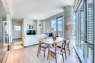 57-59-59 Belvidere St, Unit FL21-ID1353789P in Boston, MA - Building Photo - Building Photo