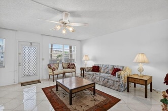 2035 Ainslie C in Boca Raton, FL - Building Photo - Building Photo