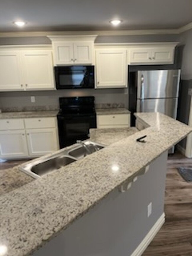 9105 Chanel Pl in Fort Smith, AR - Building Photo - Building Photo