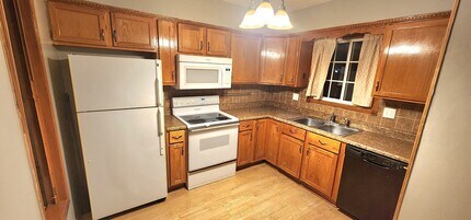 4401 22nd Ave NW in Rochester, MN - Building Photo - Building Photo