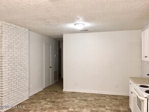 5965 Carolina Beach Rd in Wilmington, NC - Building Photo - Building Photo