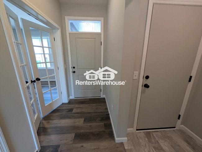 10341 Shadyview Ln N in Maple Grove, MN - Building Photo - Building Photo