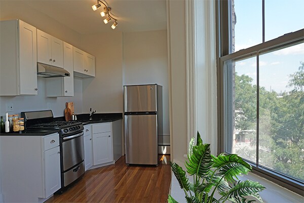 120 Willow St, Unit 102 in Cambridge, MA - Foto de edificio - Building Photo