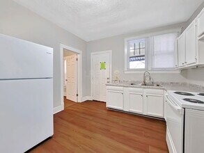 1793 W Lee St in Louisville, KY - Building Photo - Building Photo