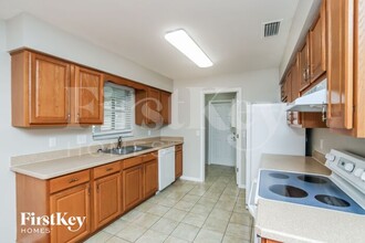 608 Mark Dr in Melbourne, FL - Building Photo - Building Photo