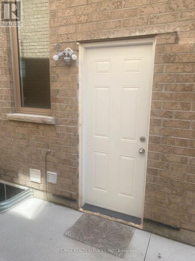 76 Boathouse Rd in Brampton, ON - Building Photo - Building Photo