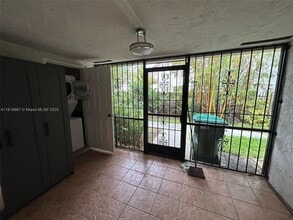 13952 NE 4th Ave in Miami, FL - Building Photo - Building Photo
