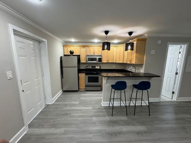 45 Sheridan Dr NE