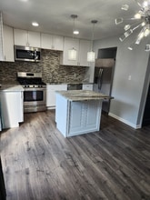 4883 Melbourne Rd in Baltimore, MD - Foto de edificio - Building Photo