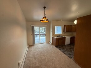 3310 Max Cir in Anchorage, AK - Building Photo - Building Photo